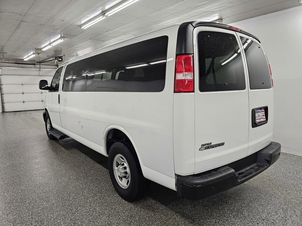 Used 2023 Chevrolet Express 3500 LS RWD image 6