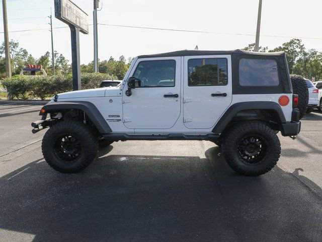Used 2018 Jeep Wrangler Unlimited Sport w/ Connectivity Group image 5