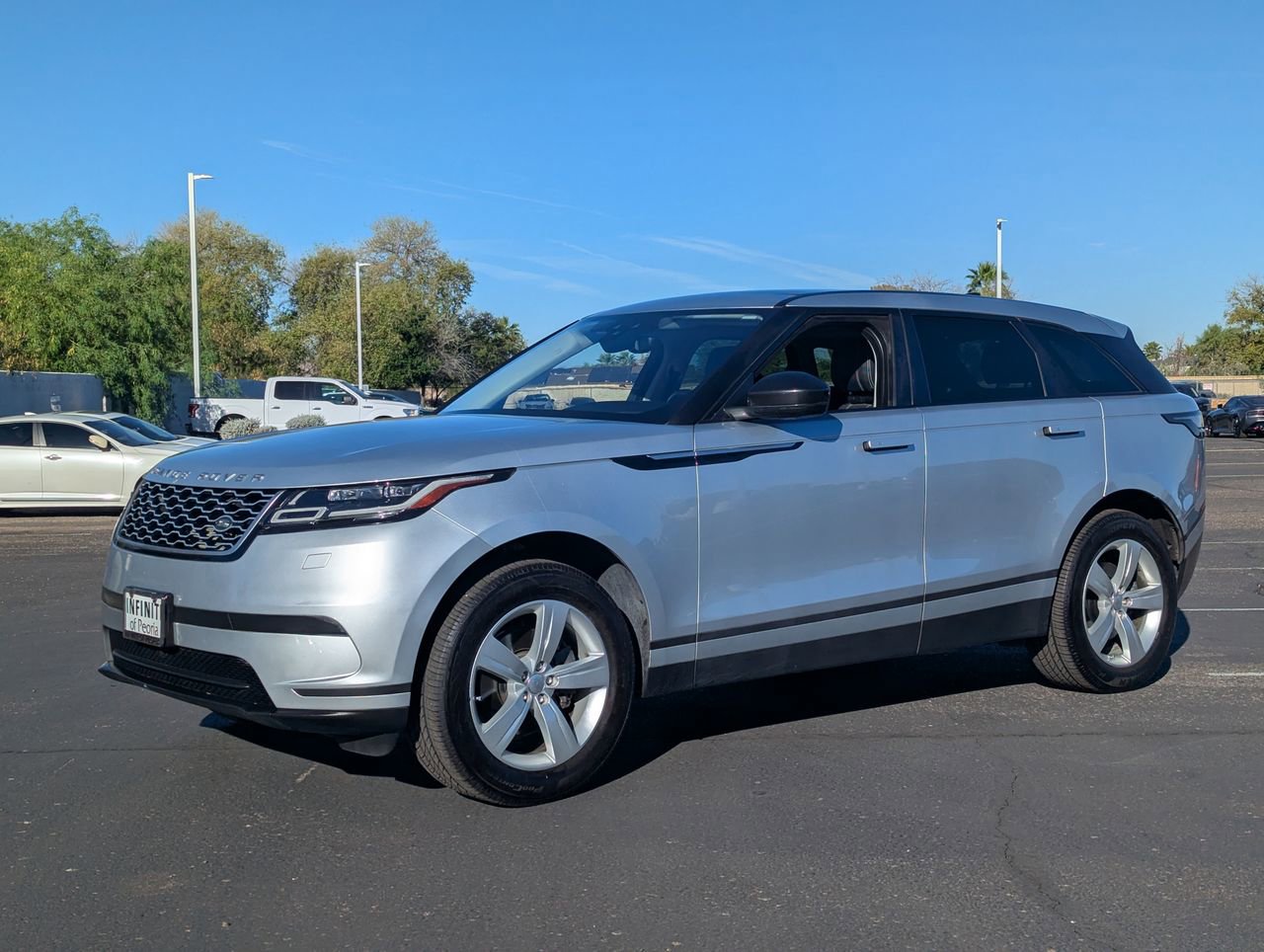 Used 2018 Land Rover Range Rover Velar S AWD/4WD image 2