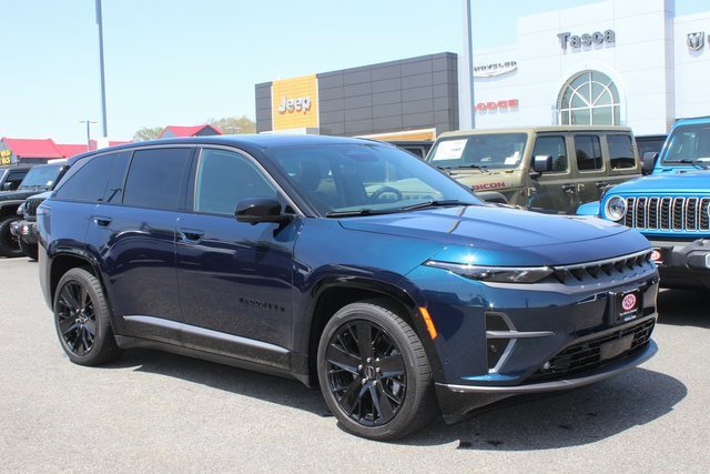 Used 2024 Jeep Wagoneer Launch Edition image 1