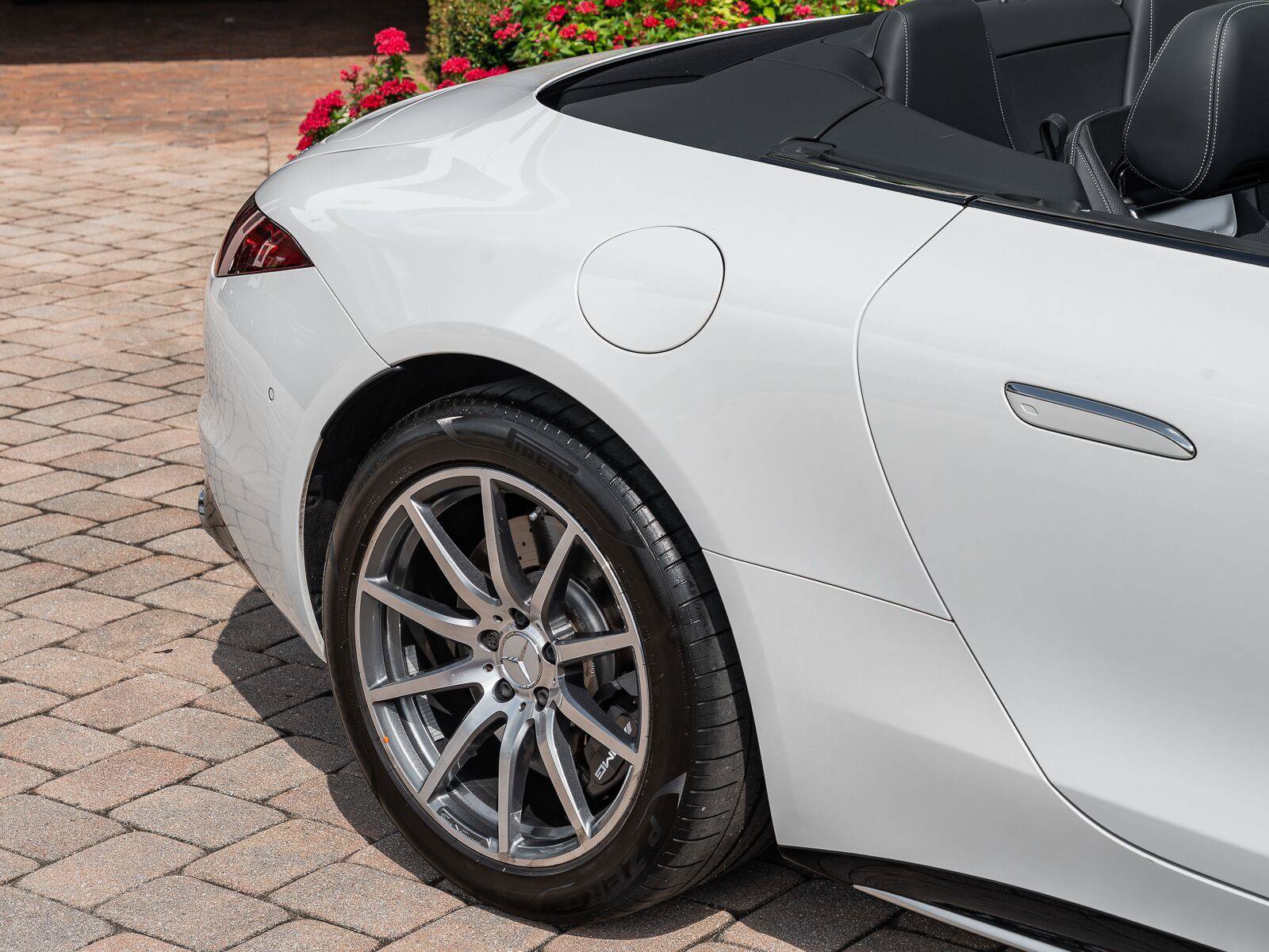 Used 2023 Mercedes-Benz SL 43 AMG image 15