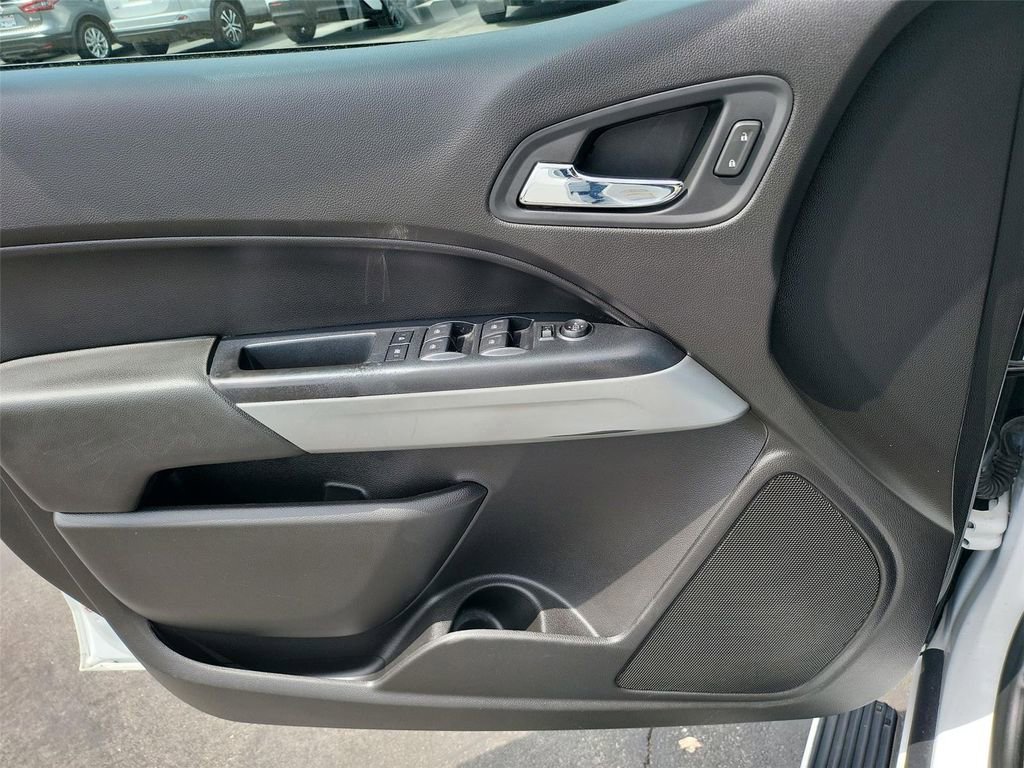 Used 2017 Chevrolet Colorado LT RWD image 13