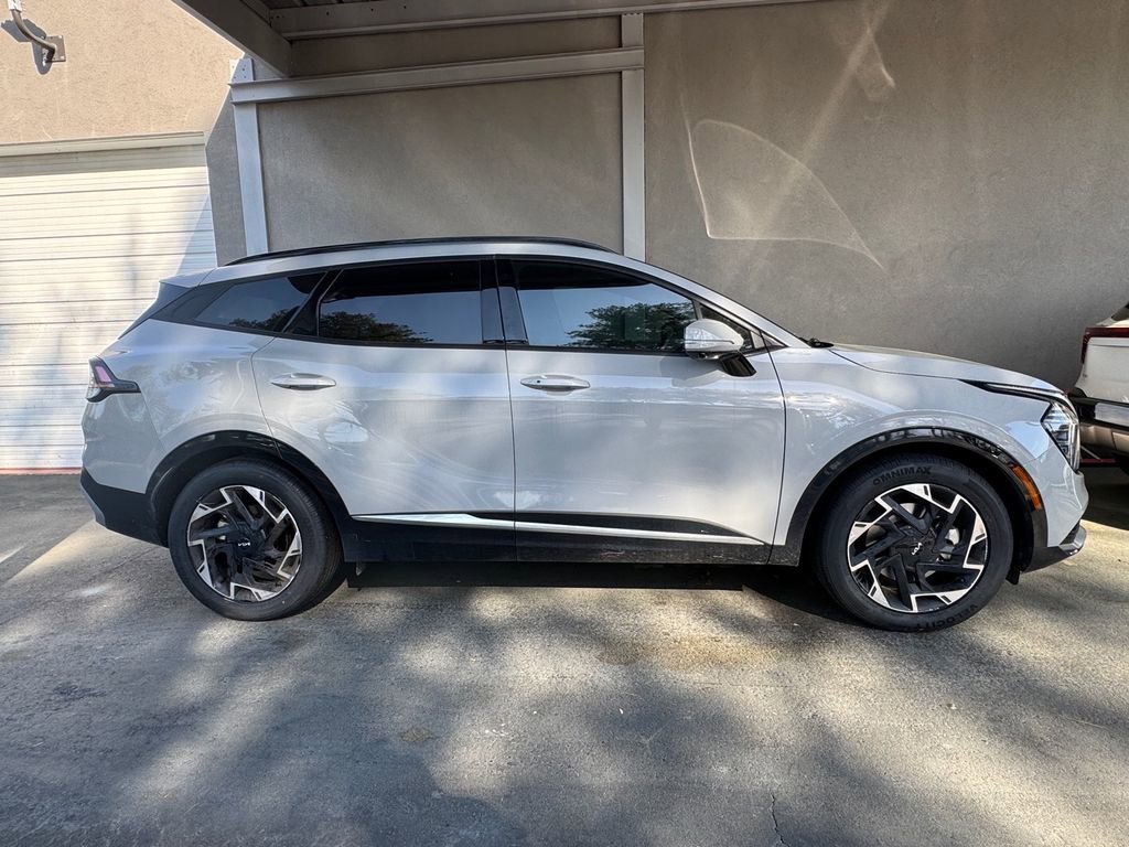 Certified 2023 Kia Sportage SX image 2