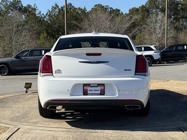 Used 2022 Chrysler 300 S image 6