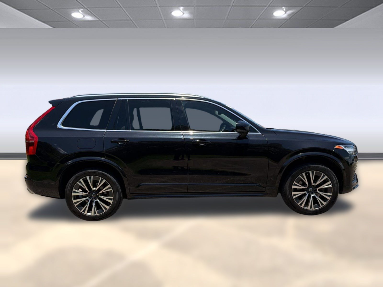 Used 2020 Volvo XC90 T5 Momentum w/ Protection Package Premier FWD image 8