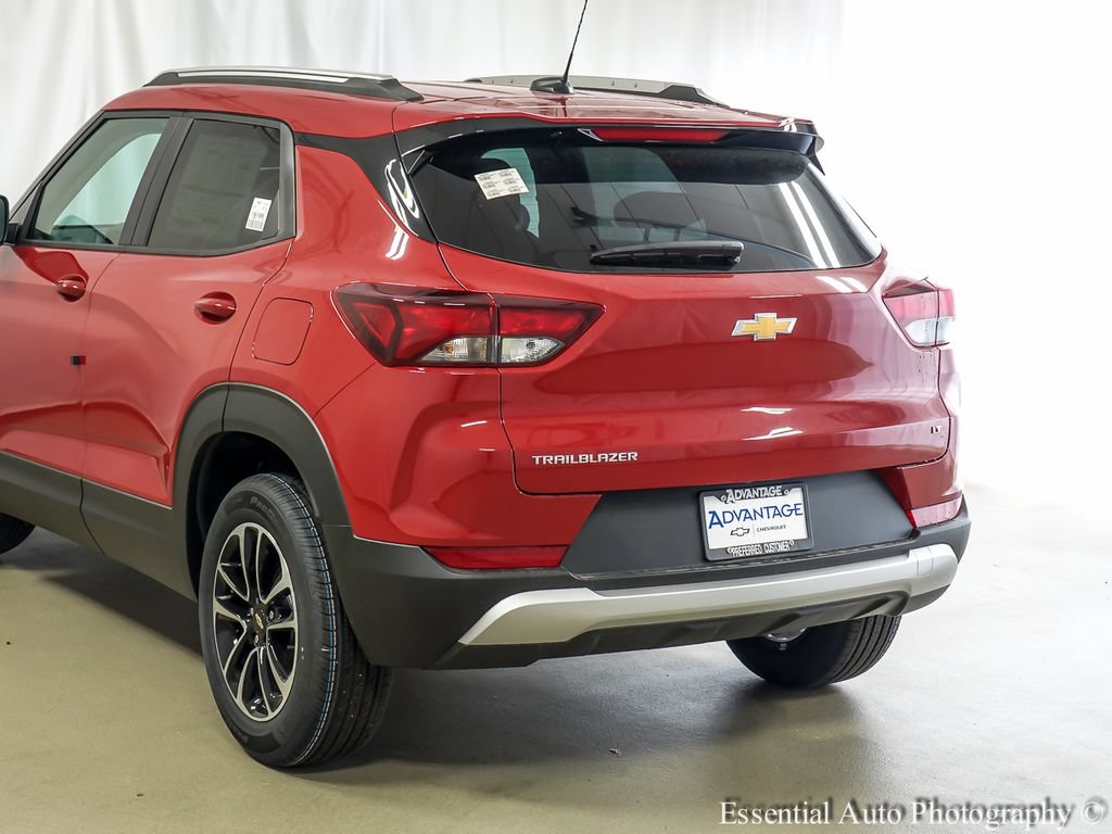 New 2026 Chevrolet TrailBlazer LT FWD image 7