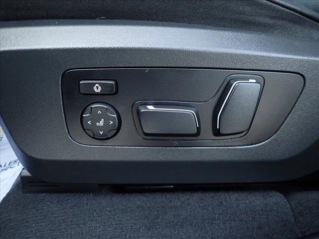 Used 2025 BMW X3 xDrive30i AWD/4WD image 13