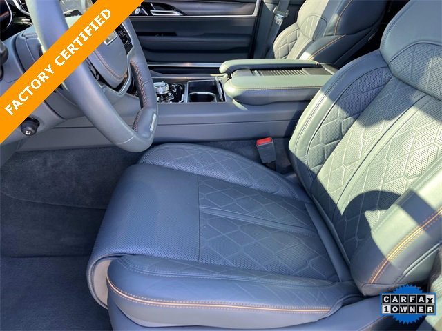 Certified 2024 Jeep Grand Wagoneer Series III w/ Rear Seat Video Group 1 image 30