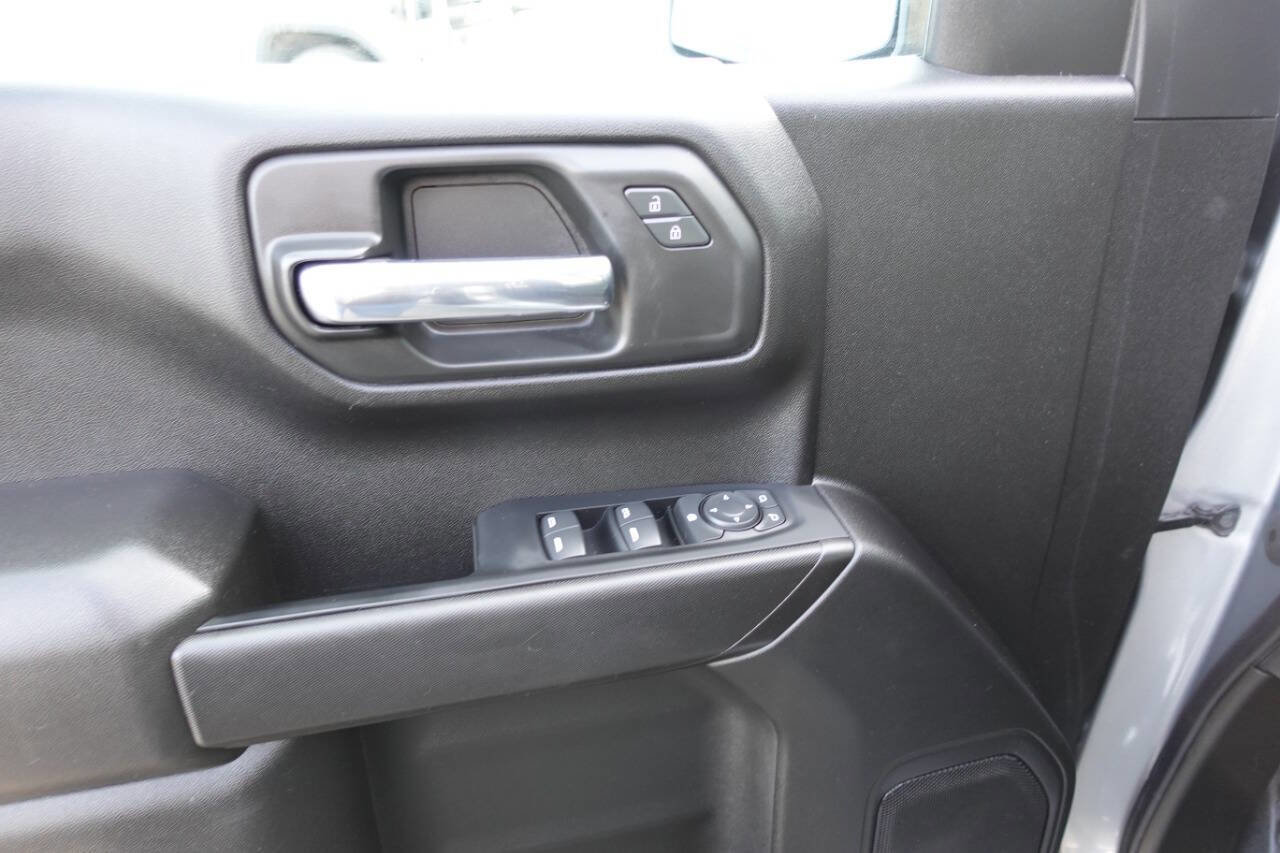 Used 2023 GMC Sierra 1500 Pro w/ Graphite Edition image 15