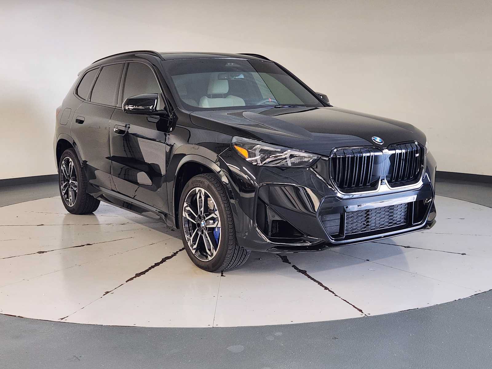 Used 2026 BMW X1 M35i w/ Technology Package AWD/4WD image 7