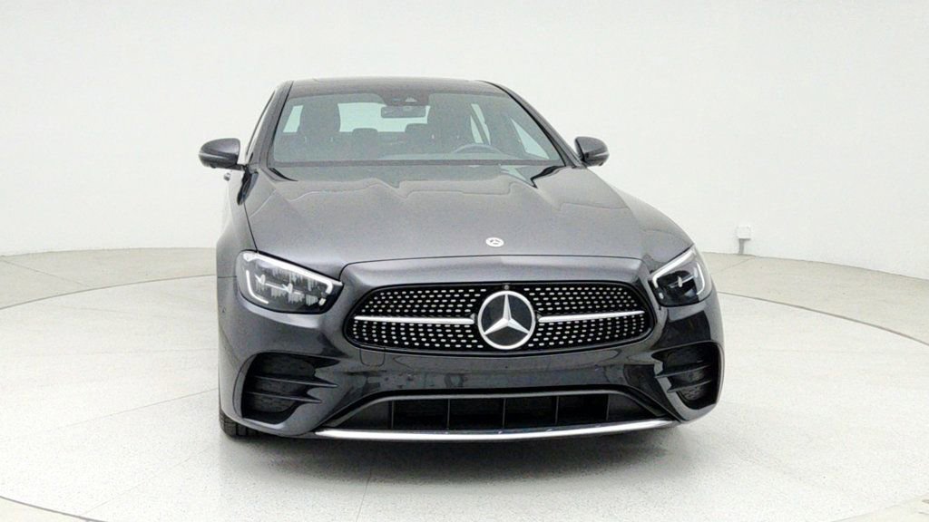 Used 2023 Mercedes-Benz E 350 4MATIC Sedan w/ Premium Package image 2