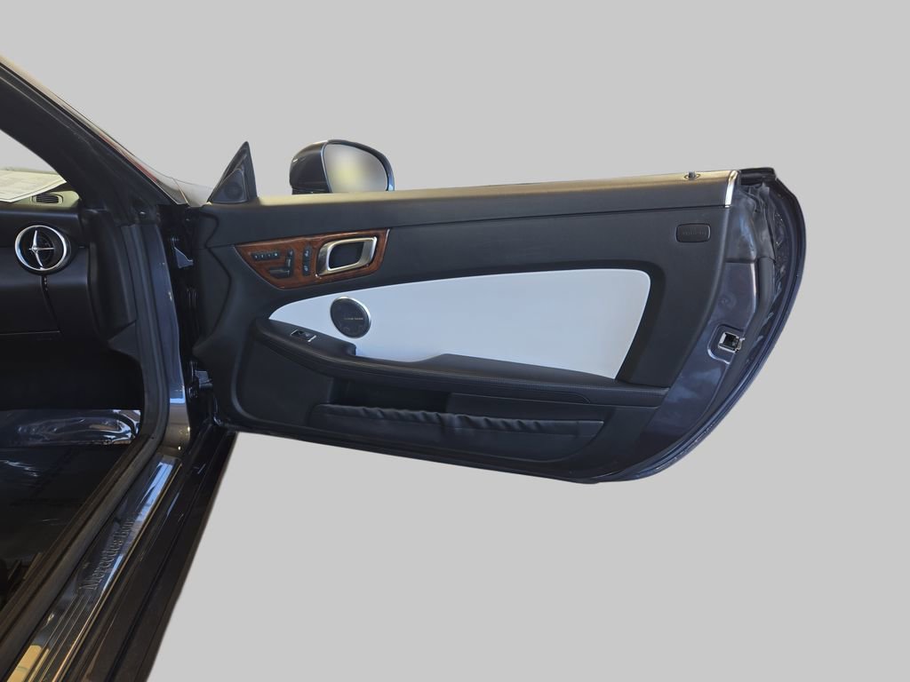 Used 2013 Mercedes-Benz SLK 250 image 12
