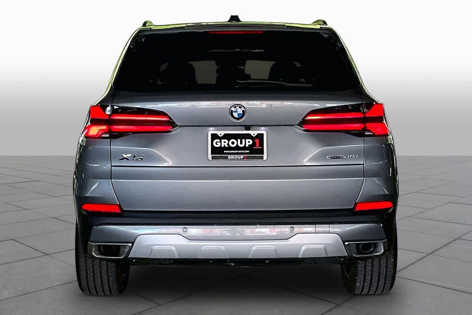 Certified 2026 BMW X5 sDrive40i RWD image 4