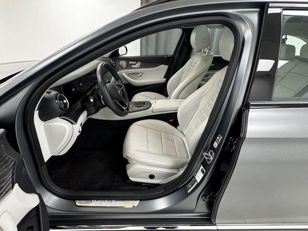 Used 2021 Mercedes-Benz E 450 4MATIC All-Terrain Wagon image 10