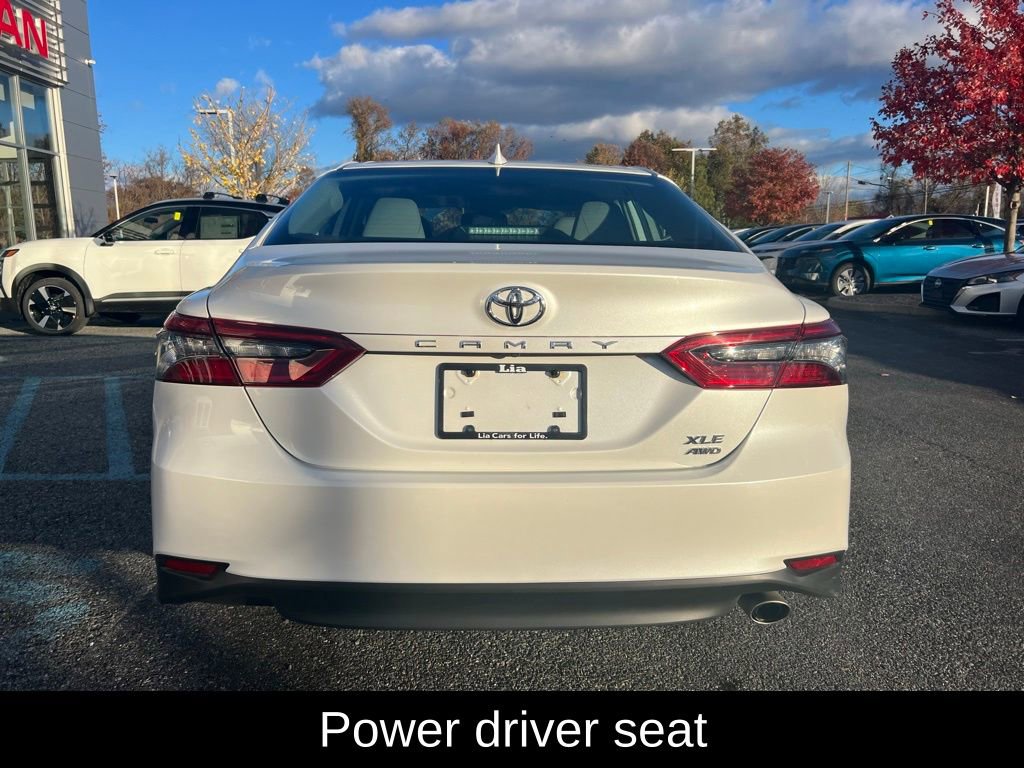 Used 2024 Toyota Camry XLE w/ Cold Weather Package image 8