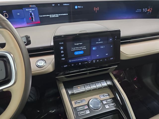 Certified 2024 Lincoln Nautilus Reserve w/ Equipment Group 203A image 17