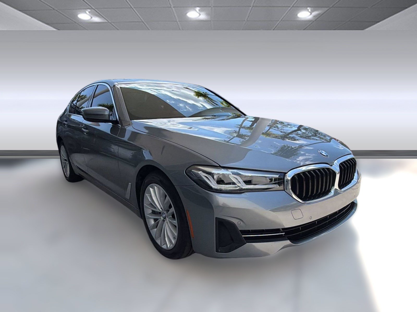 Used 2023 BMW 530i w/ Convenience Package RWD image 7