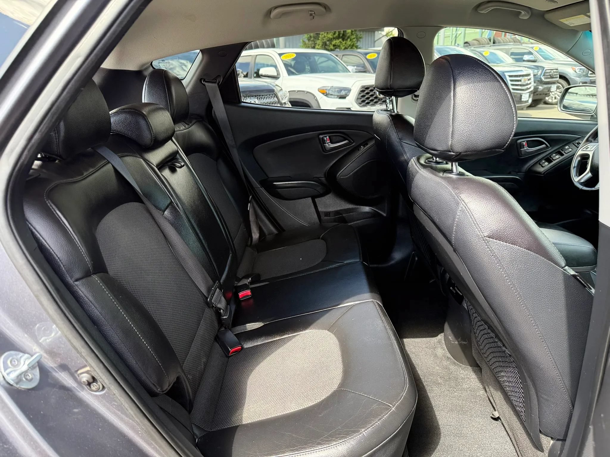 Used 2014 Hyundai Tucson SE AWD/4WD image 18