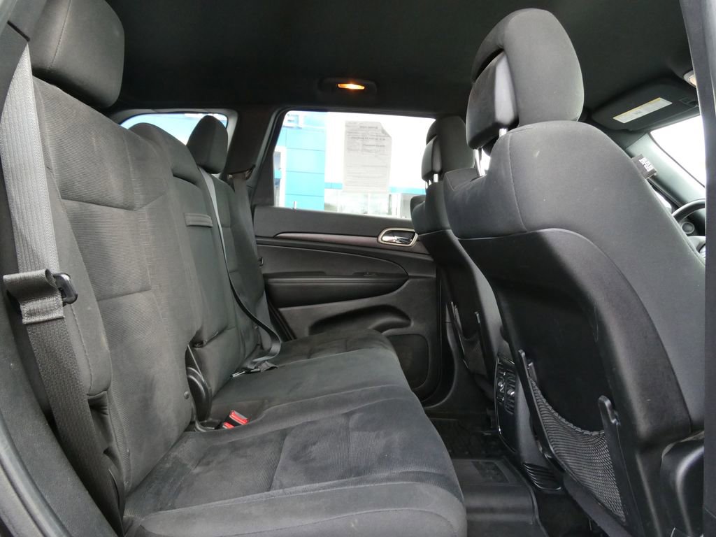 Used 2015 Jeep Grand Cherokee Laredo w/ Quick Order Package 23E image 15