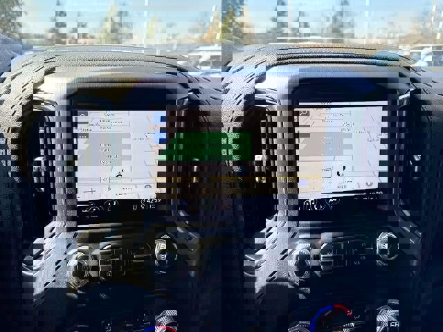 Used 2020 GMC Sierra 3500 Denali w/ Denali Ultimate Package image 14