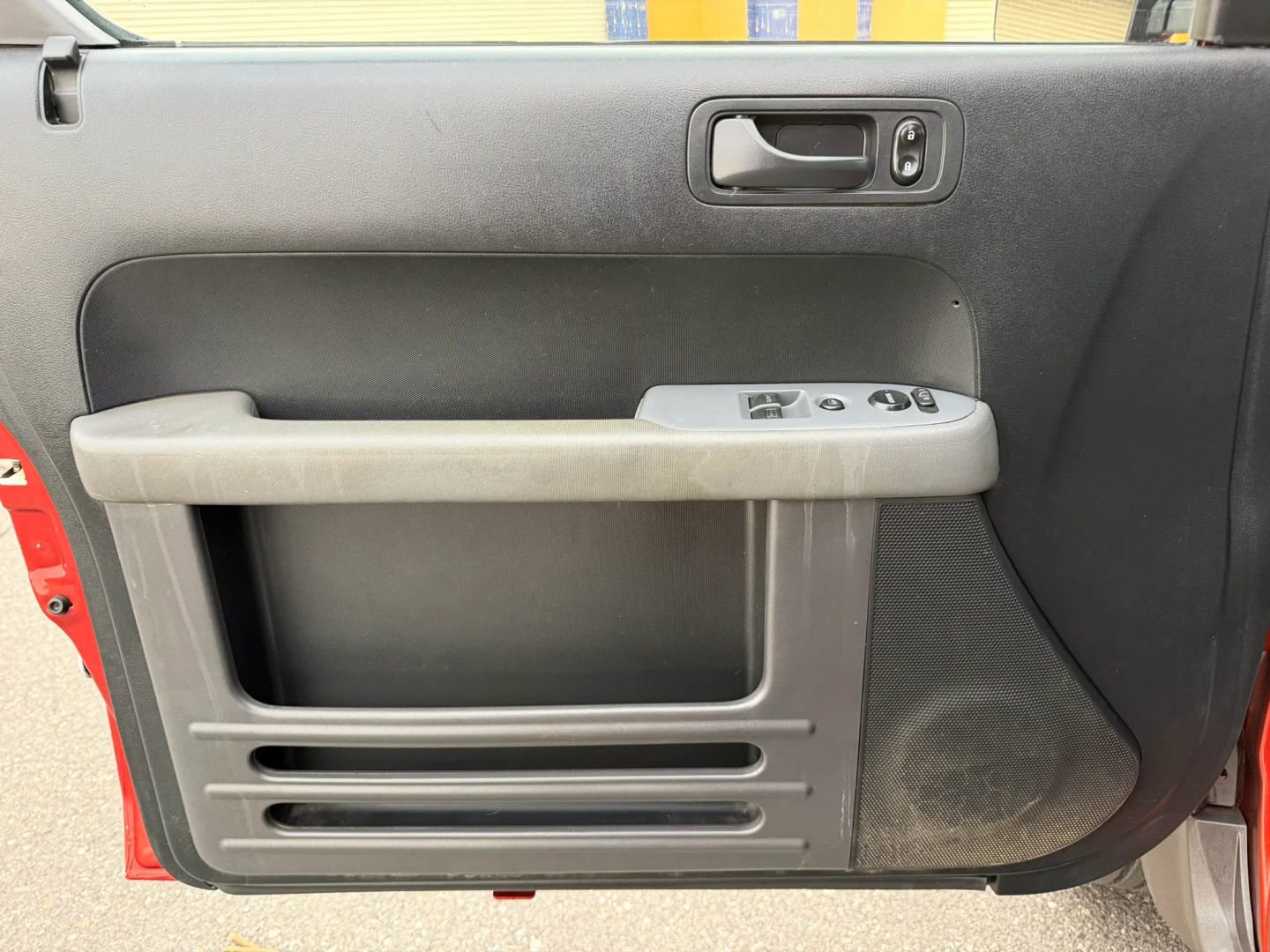 Used 2004 Honda Element EX image 9