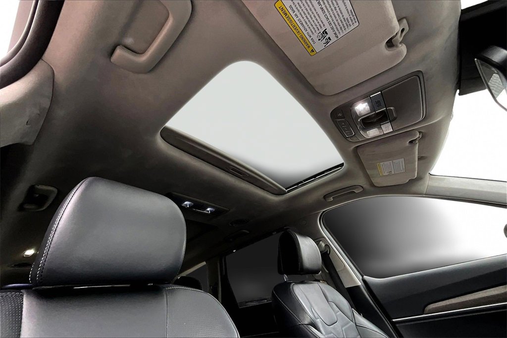 Used 2022 Kia Telluride SX w/ SX Prestige Package image 22