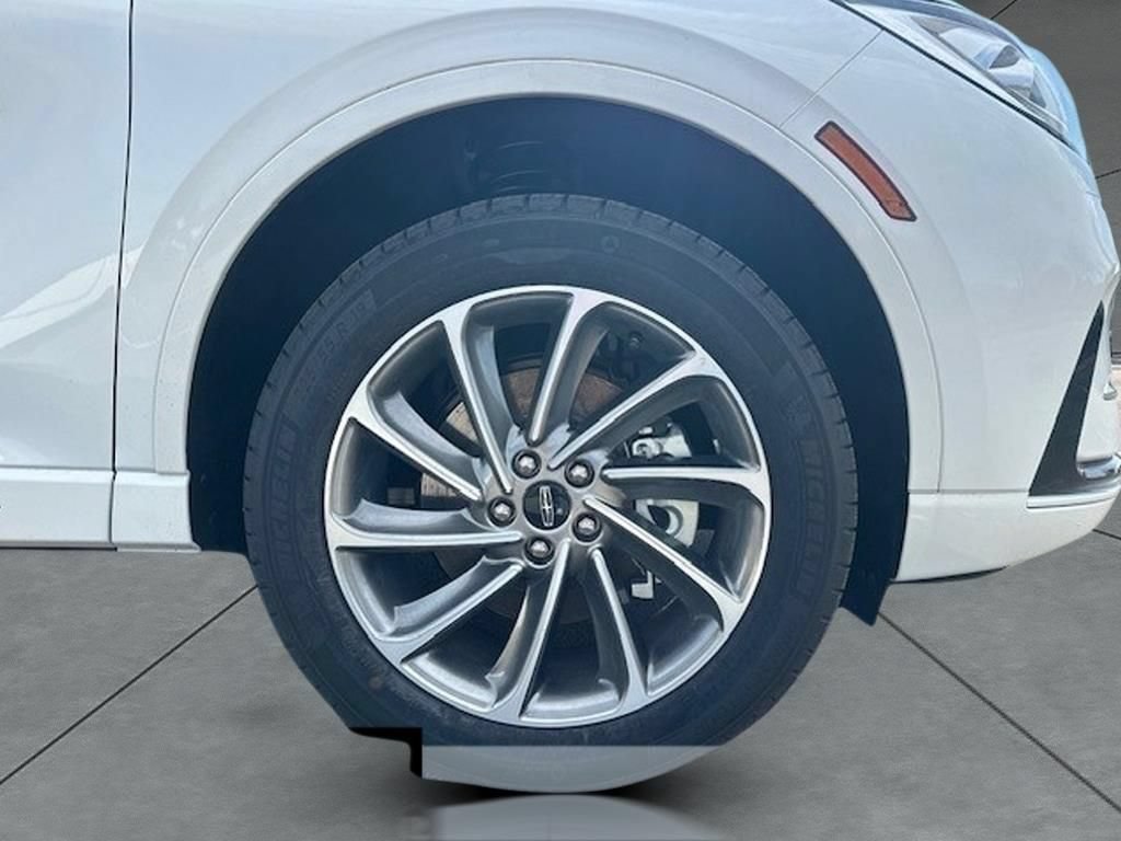 New 2024 Lincoln Corsair Grand Touring AWD/4WD image 4