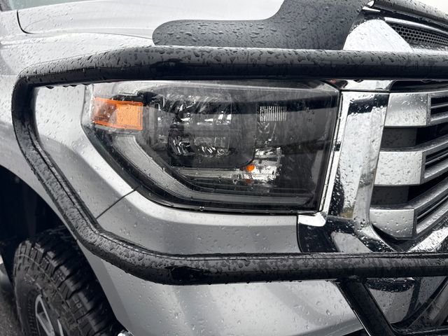 Used 2019 Toyota Tundra Limited w/ Limited Premium Package AWD/4WD image 12
