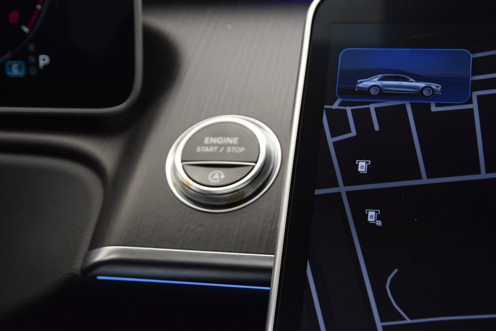Certified 2023 Mercedes-Benz S 500 4MATIC image 32