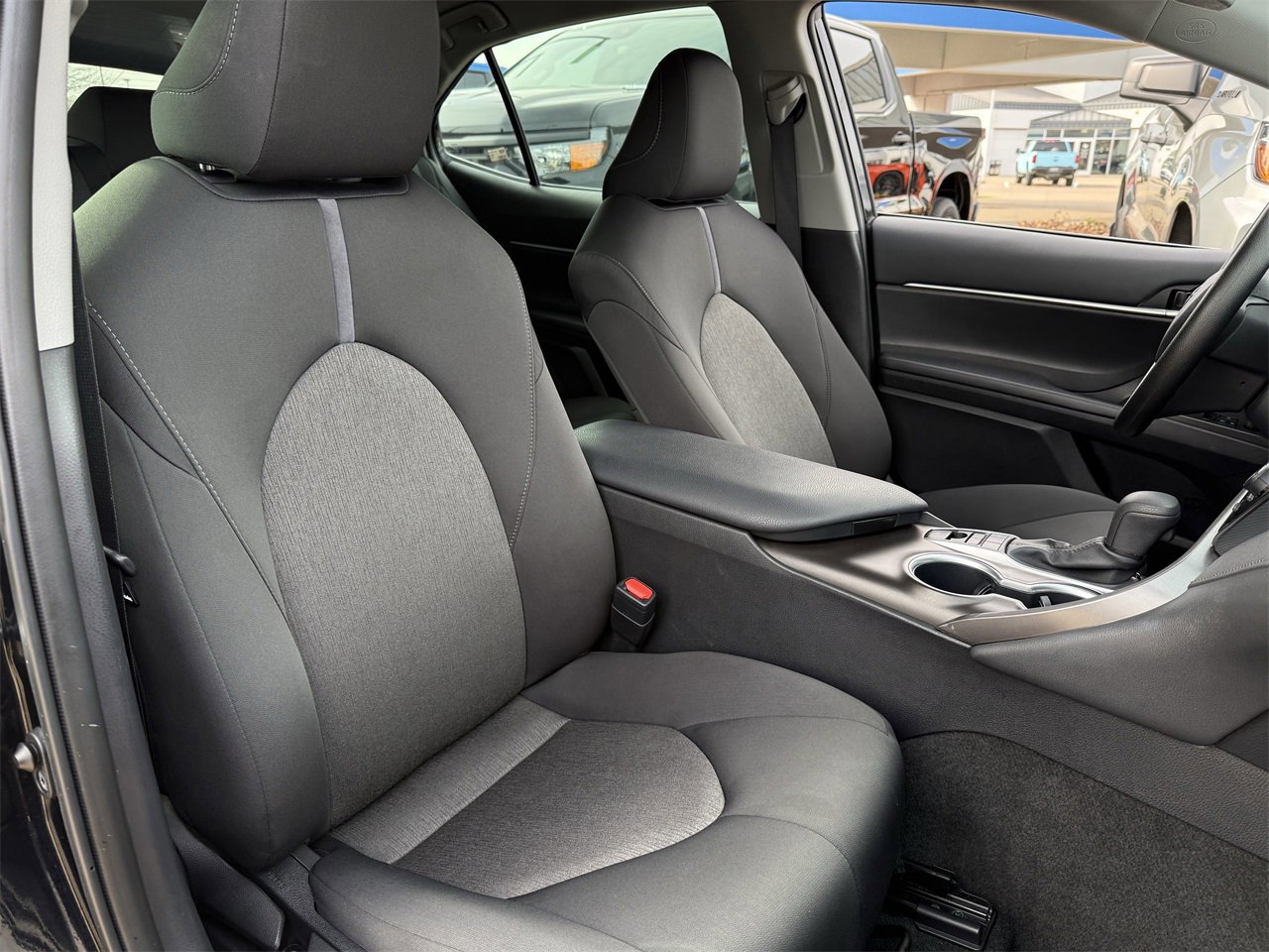 Used 2023 Toyota Camry LE image 22