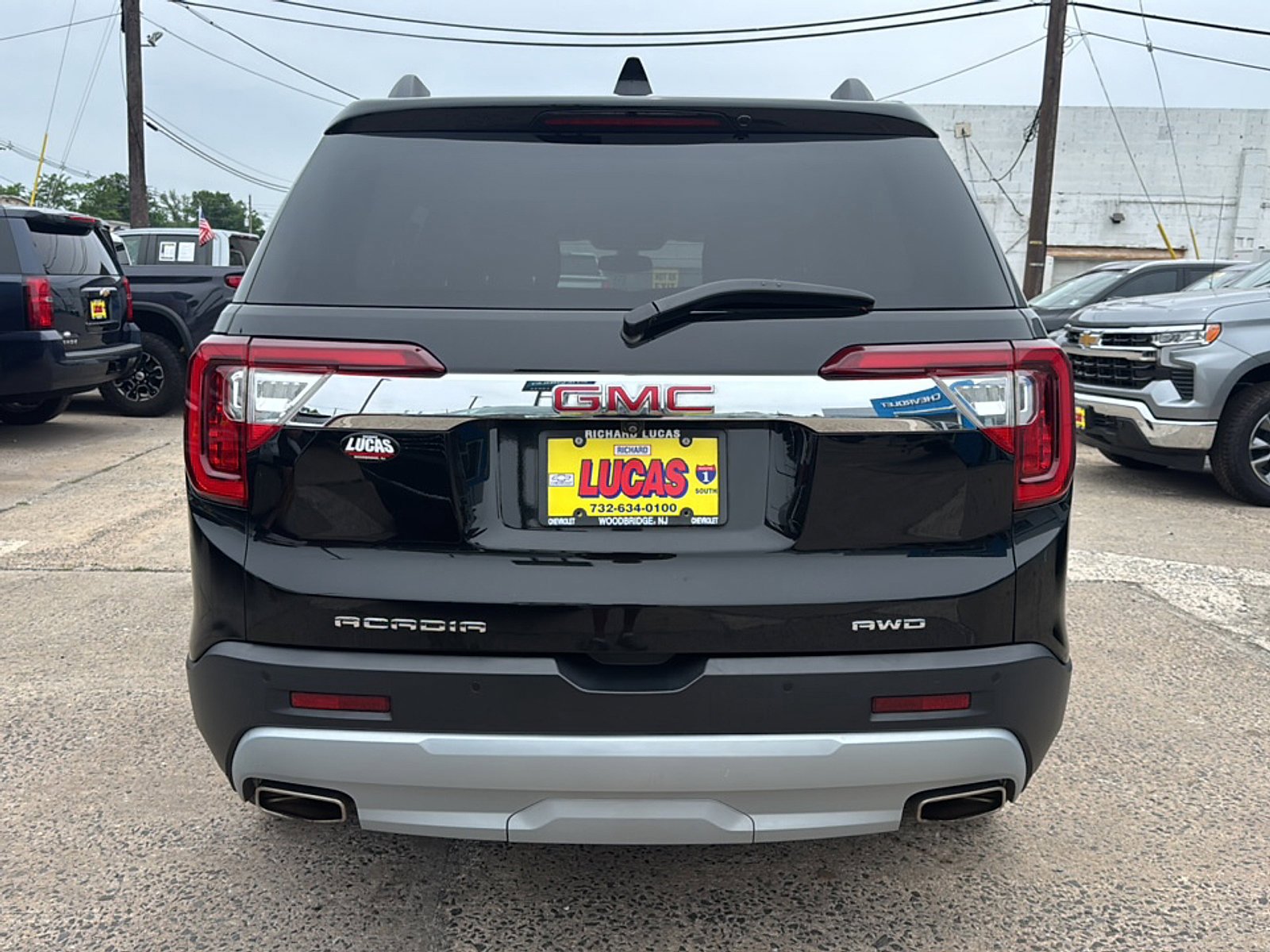 Used 2020 GMC Acadia SLT AWD/4WD image 6