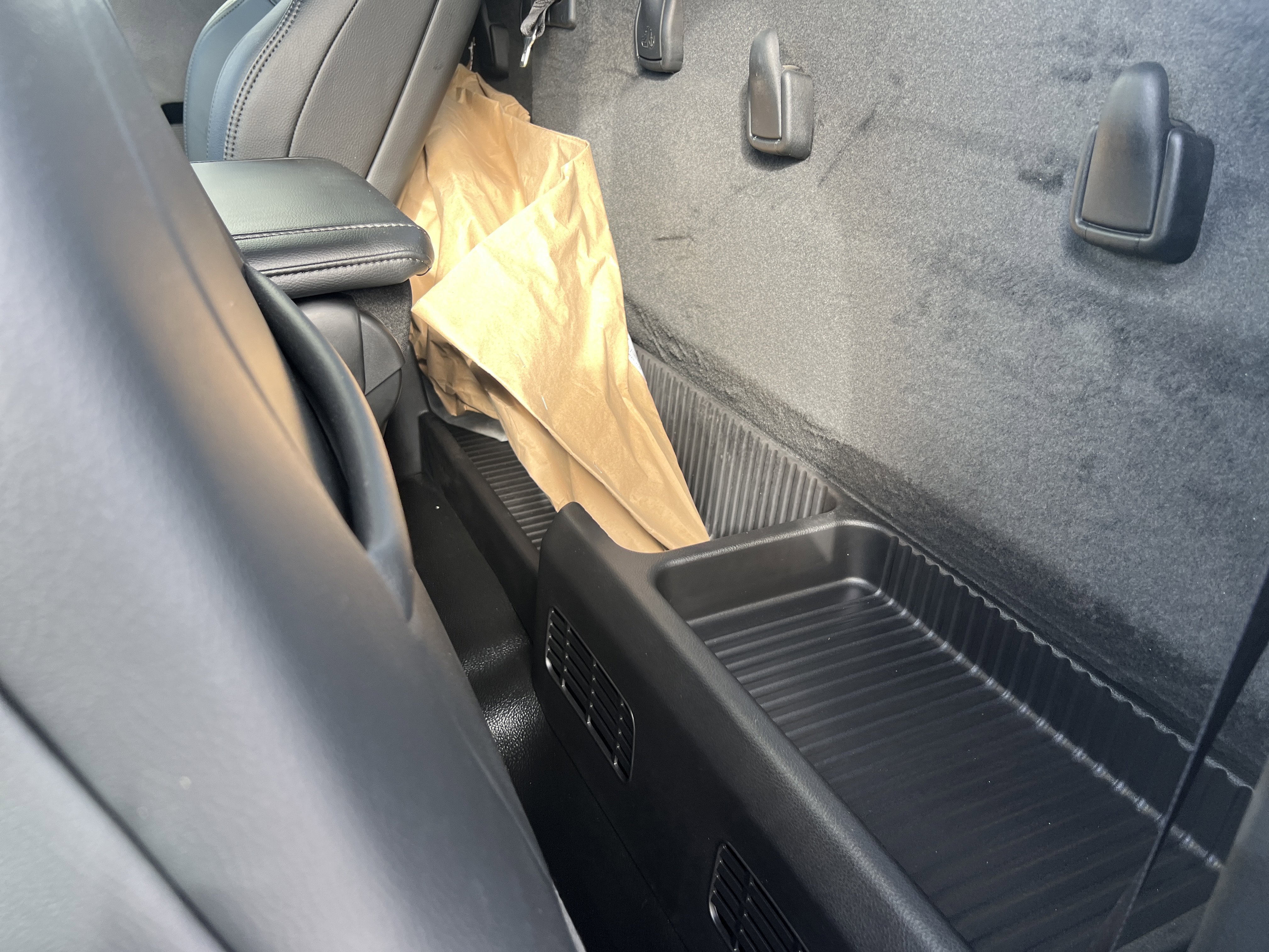 Used 2025 RAM 5500 4x4 Regular Cab image 15