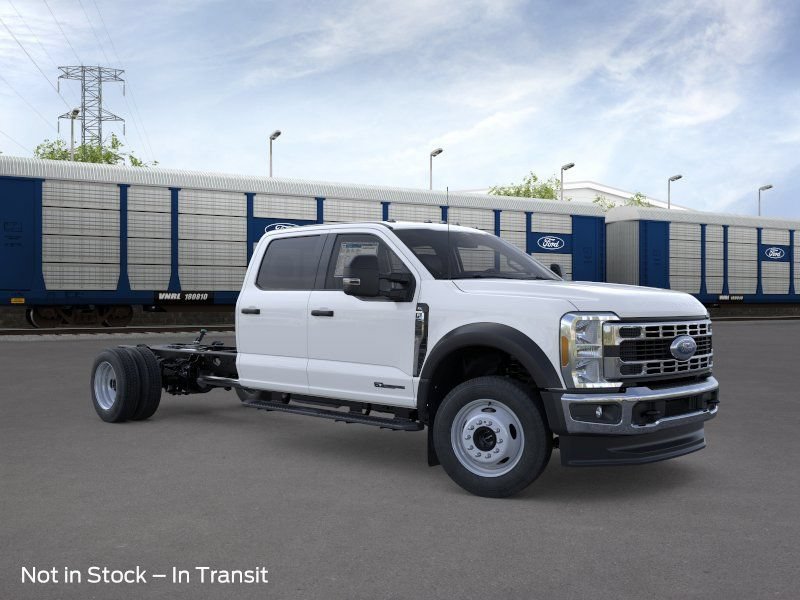 New 2026 Ford F550 4x4 Crew Cab image 7