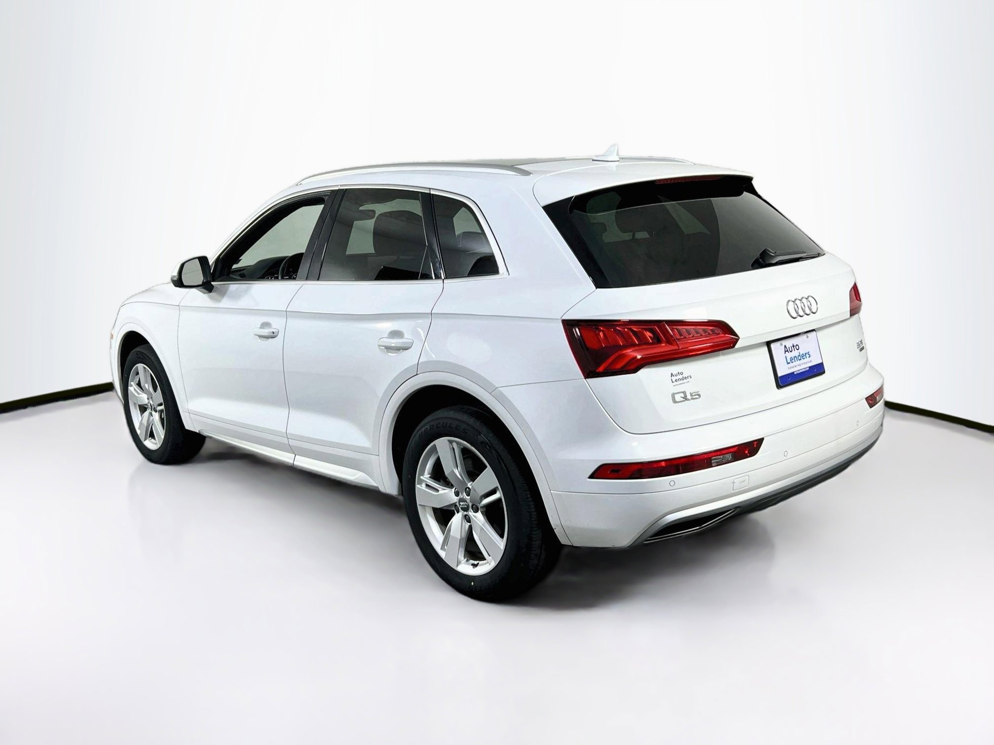 Used 2018 Audi Q5 2.0T Premium Plus w/ Premium Plus Package AWD/4WD image 7