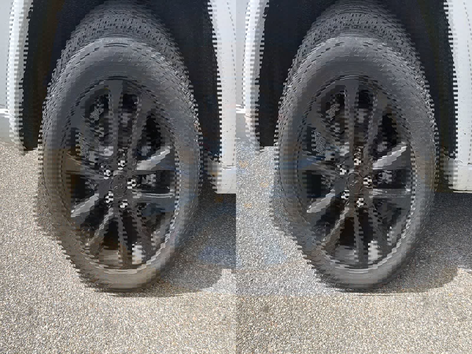 Used 2021 Jeep Grand Cherokee Laredo X AWD/4WD image 22