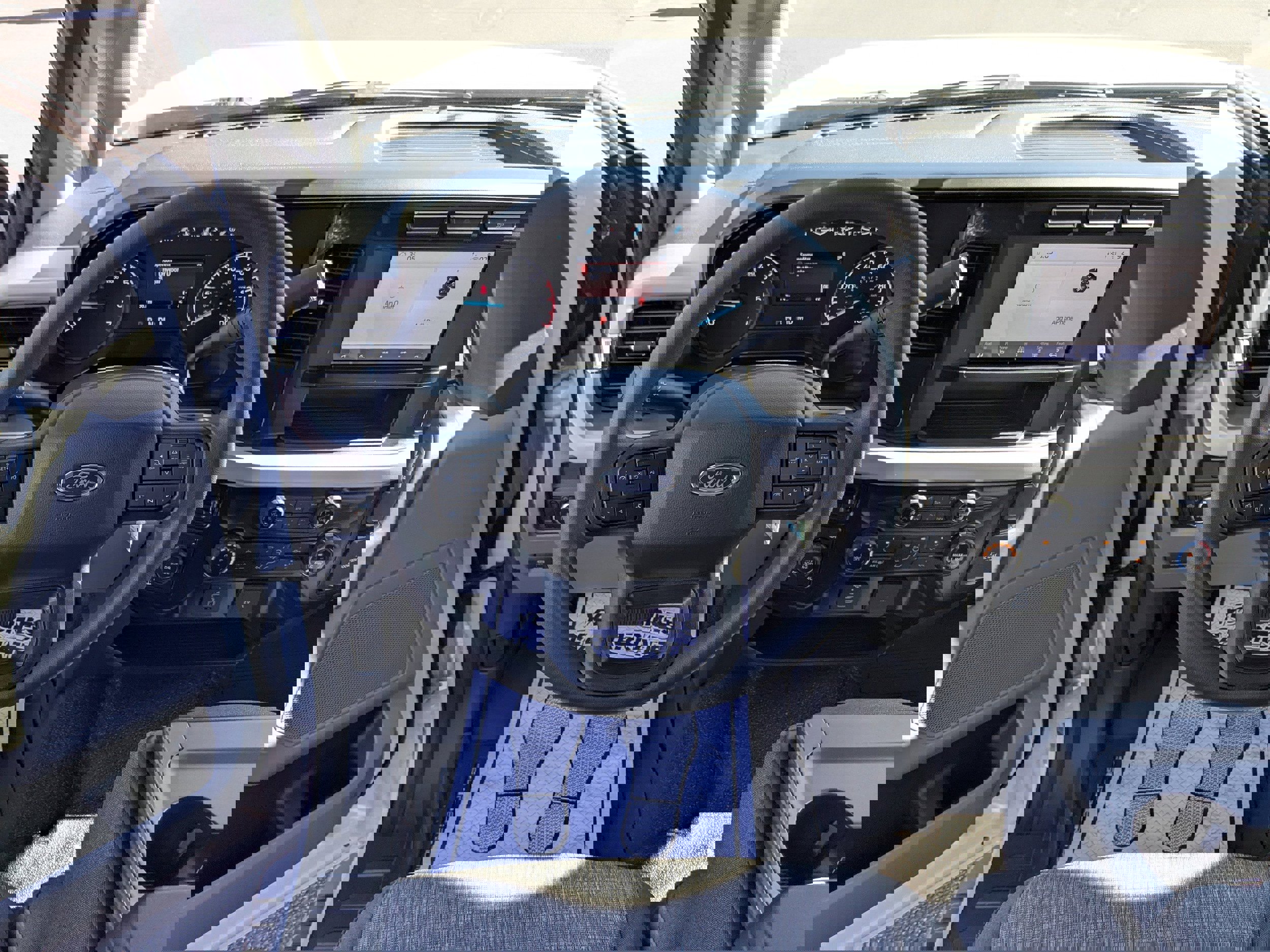 New 2024 Ford F250 XLT w/ F-250 >10K GVWR Package image 14