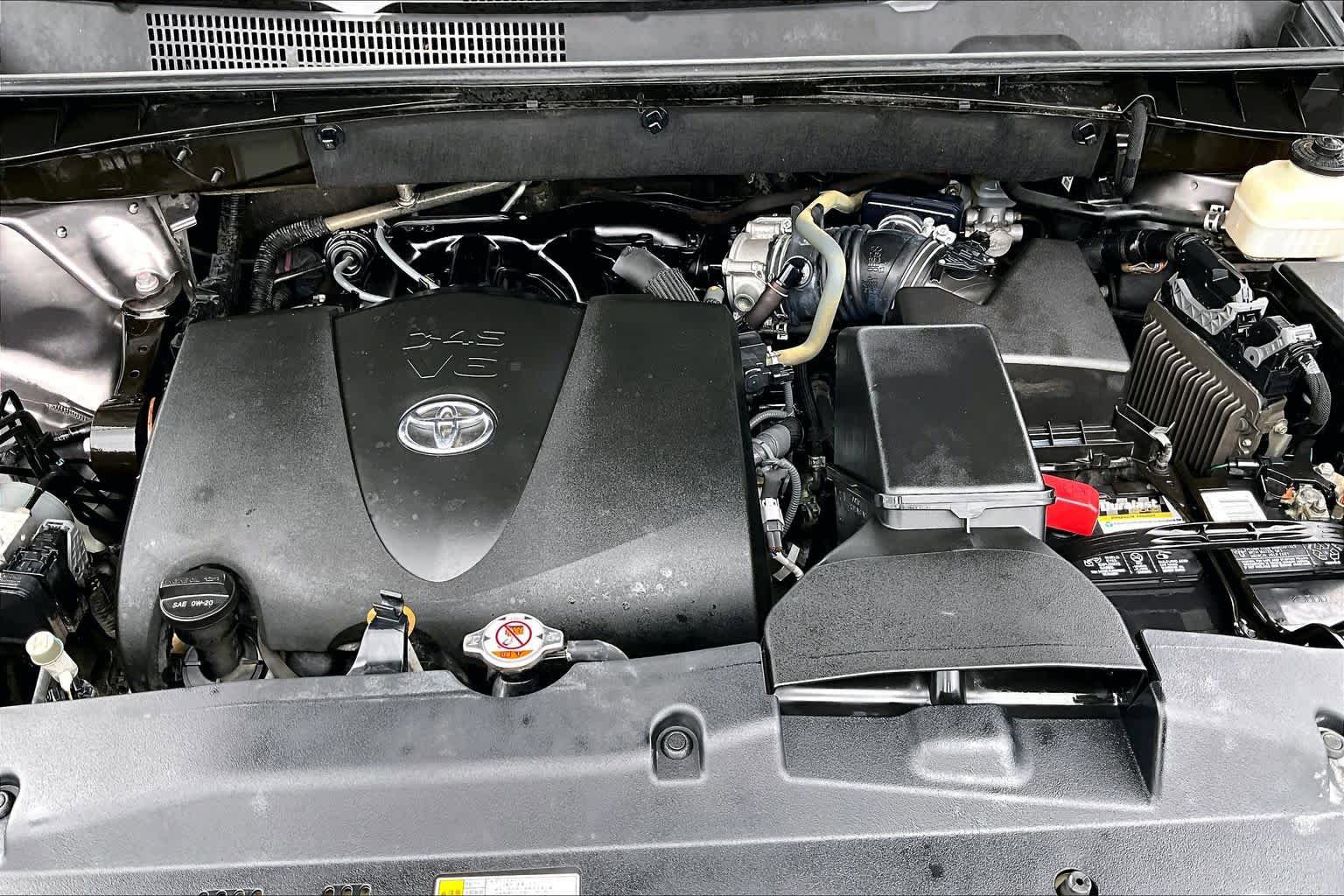 Used 2019 Toyota Highlander XLE image 27