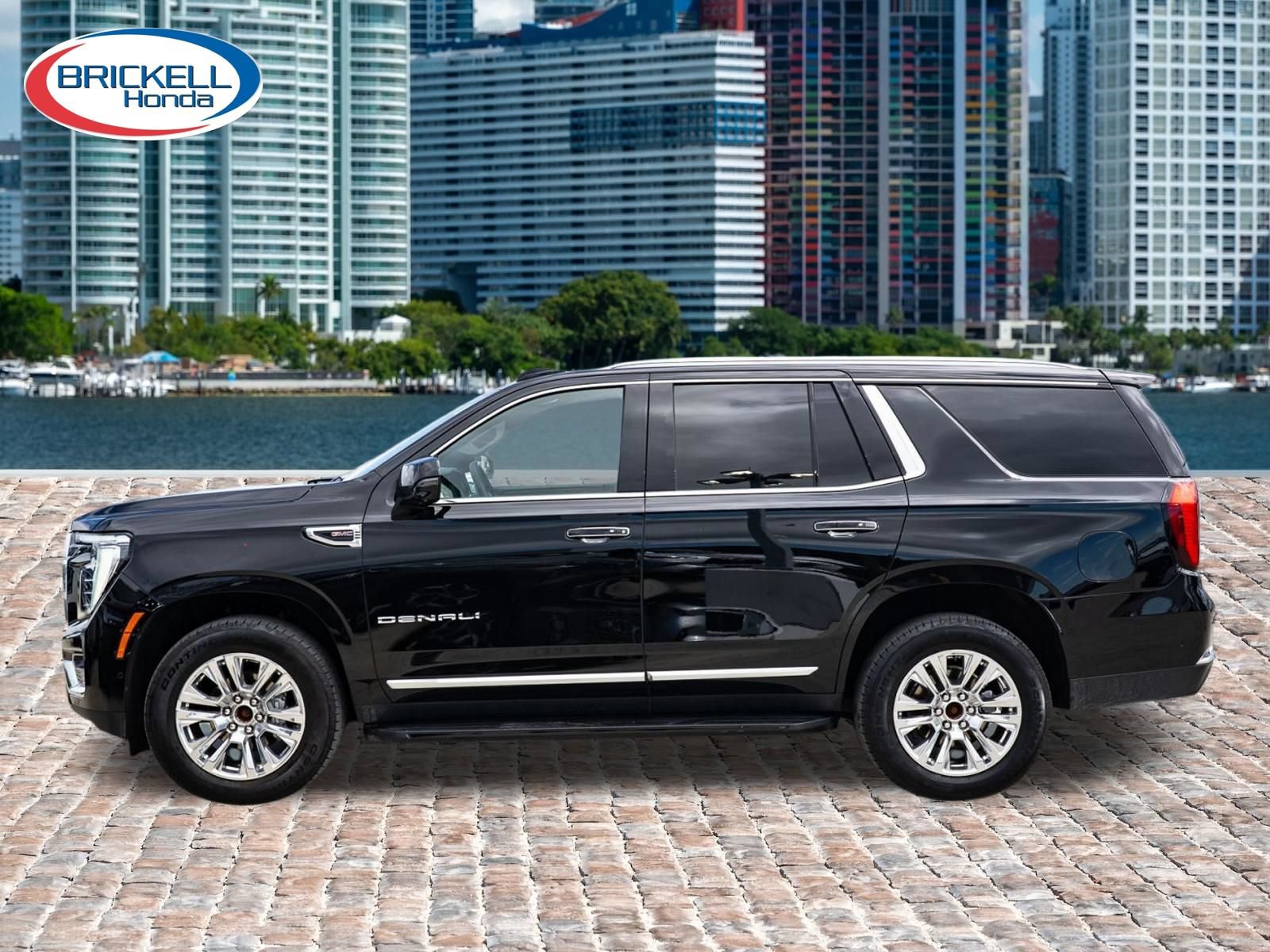 Used 2025 GMC Yukon Denali AWD/4WD image 8