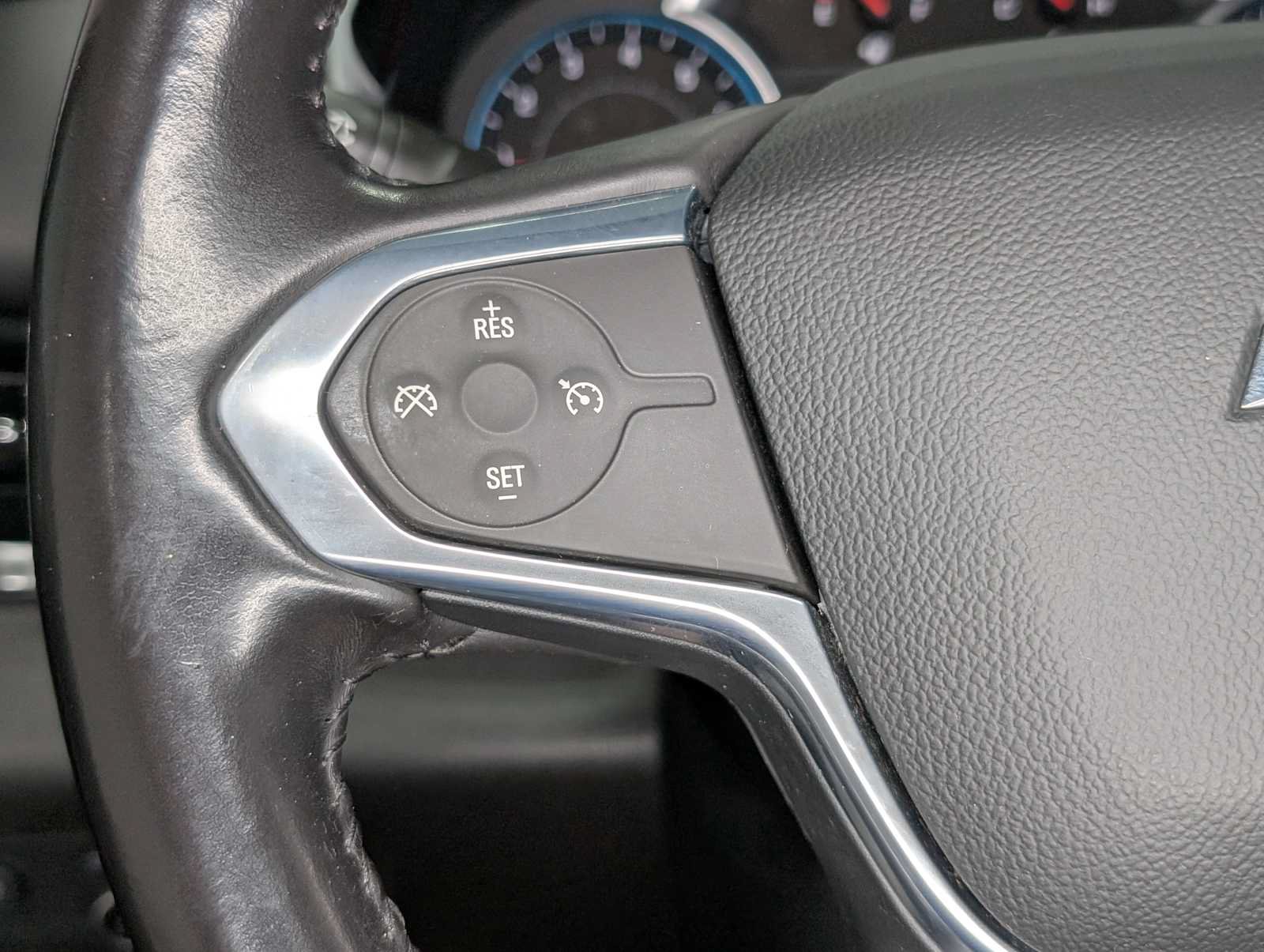 Used 2021 Chevrolet Traverse LT AWD/4WD image 34