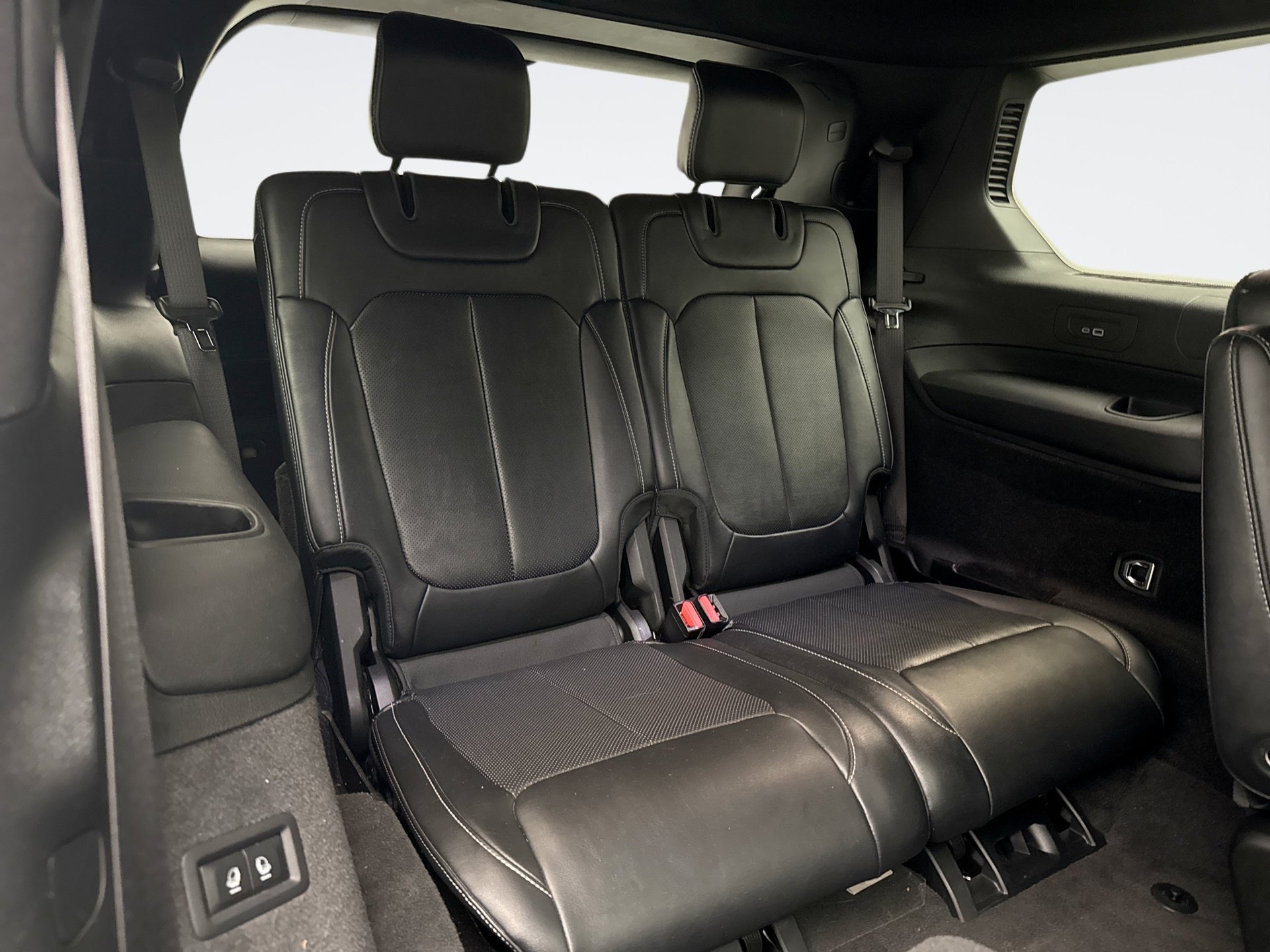 Used 2022 Jeep Grand Cherokee L Overland w/ Luxury Tech Group IV AWD/4WD image 19