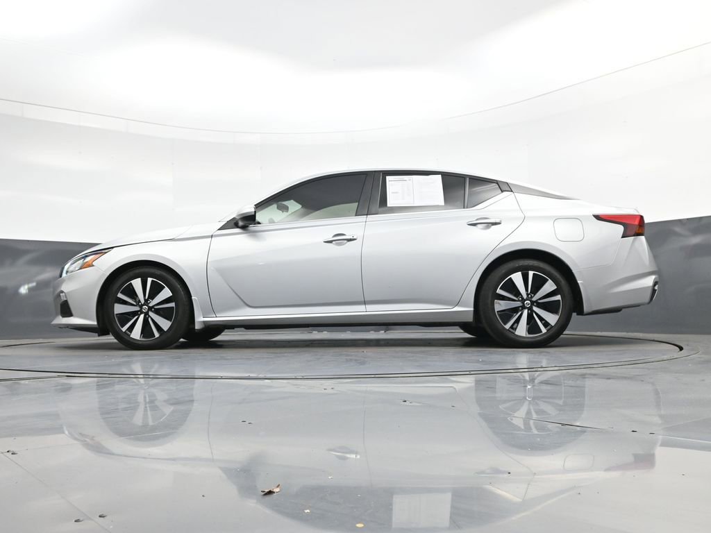 Used 2022 Nissan Altima 2.5 SV FWD image 41