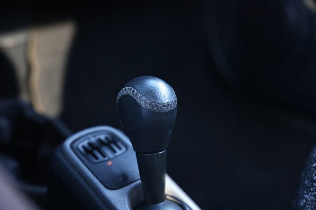 Used 2009 smart fortwo pure image 38