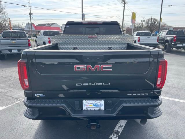 Used 2023 GMC Sierra 3500 Denali image 7