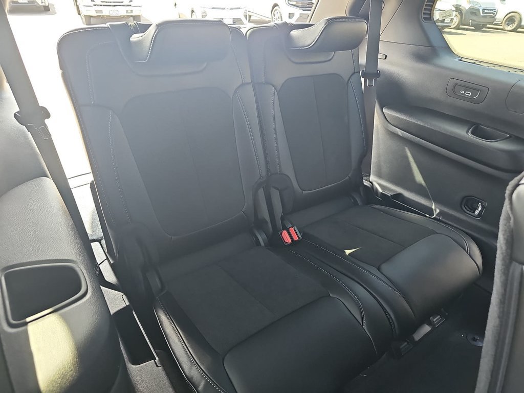 New 2027 Jeep Grand Cherokee L 4WD image 12