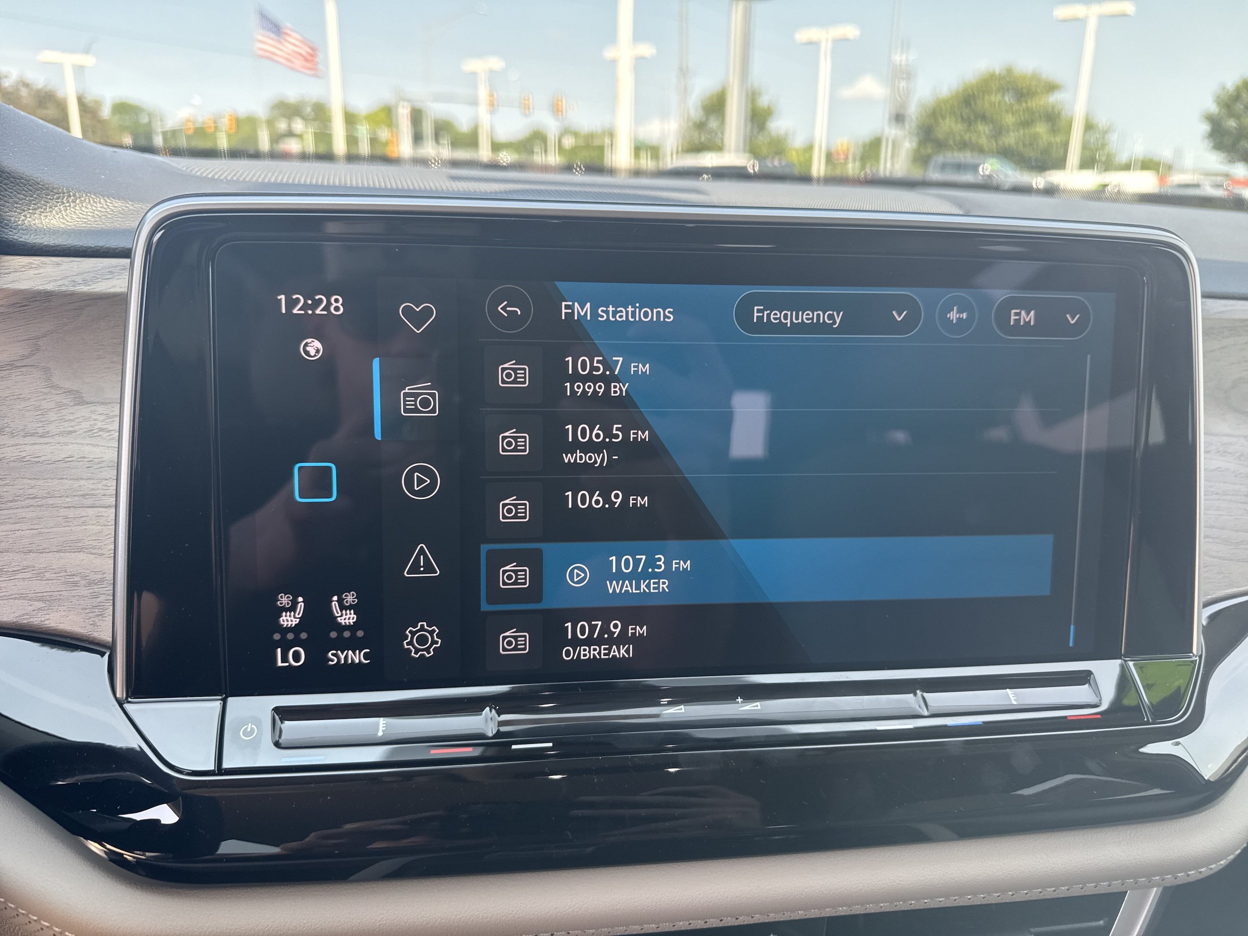 New 2026 Volkswagen Atlas SE AWD/4WD image 18