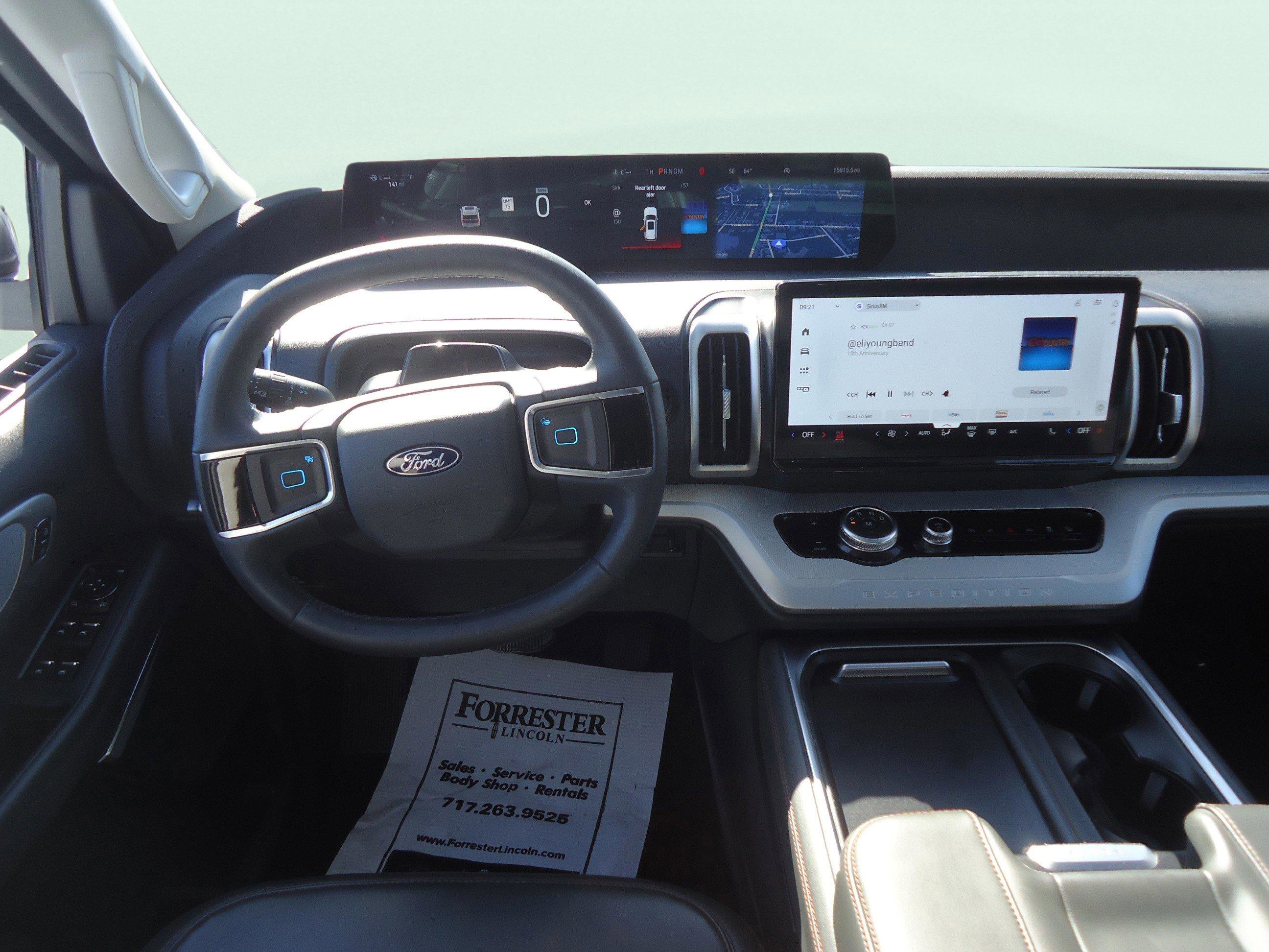 Used 2025 Ford Expedition Max Active AWD/4WD image 13