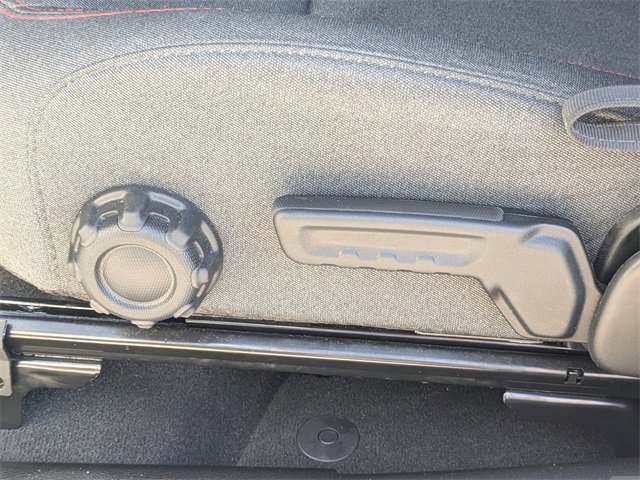 Used 2024 Jeep Wrangler Rubicon w/ Safety Group image 20