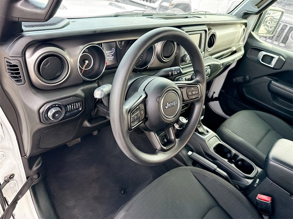 Used 2021 Jeep Wrangler Unlimited Sport image 10