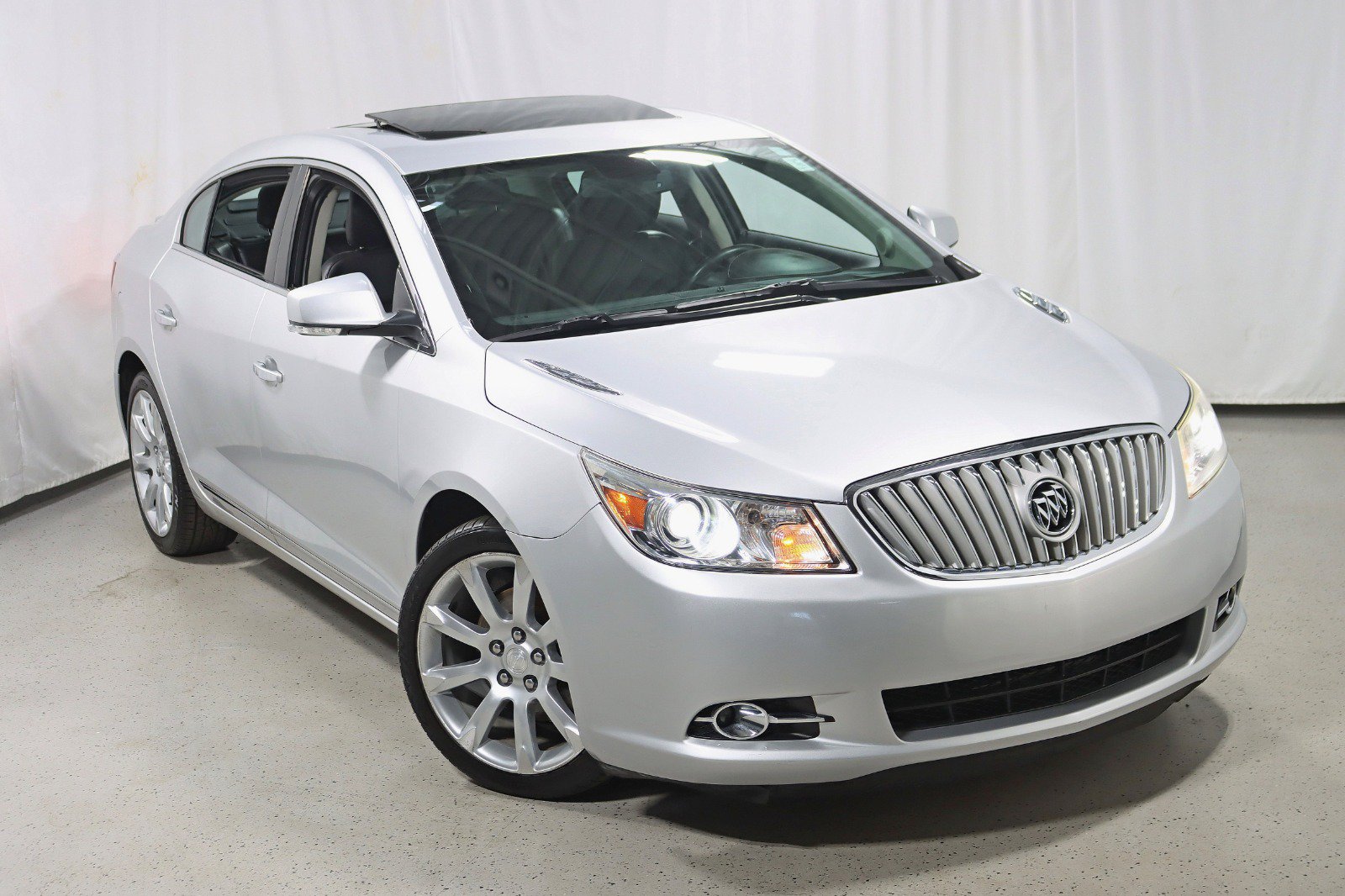 Used 2012 Buick LaCrosse Touring FWD image 7