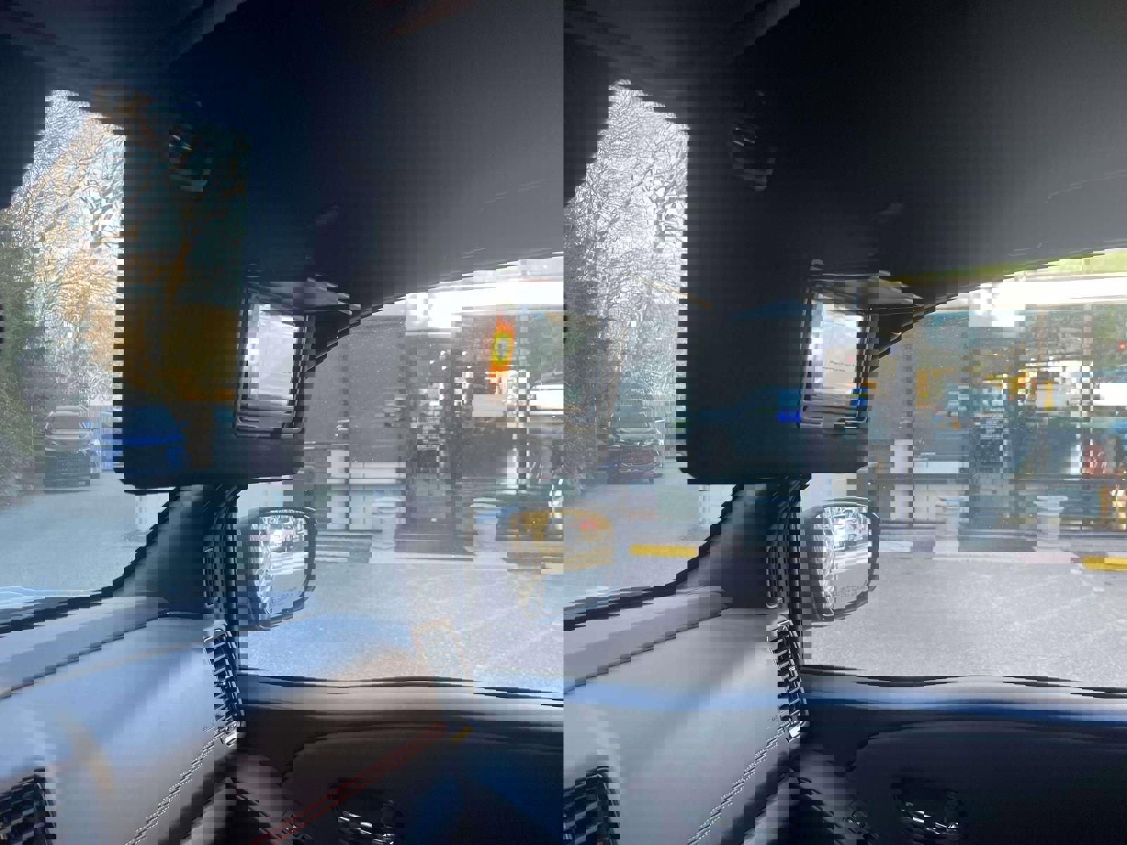 Used 2023 Nissan Frontier PRO-4X w/ Technology Package image 34